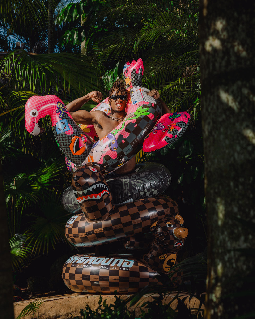 SPRAYGROUND® FLOATY FLAMINGO MAFIA - POOL PARTY FLOATY