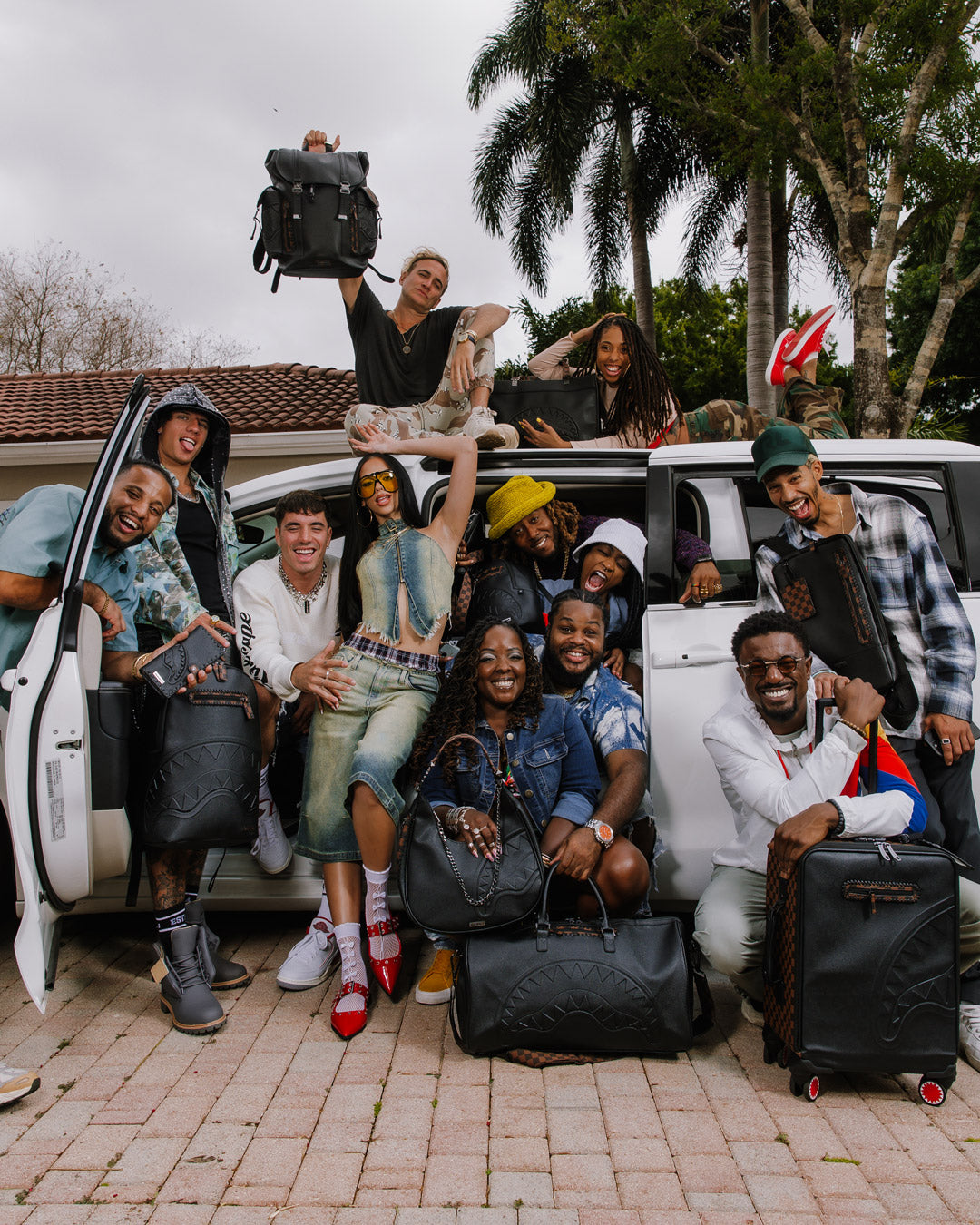 SPRAYGROUND® HANDBAG CHECKPOINT ROYALE VICE SHOULDER BAG