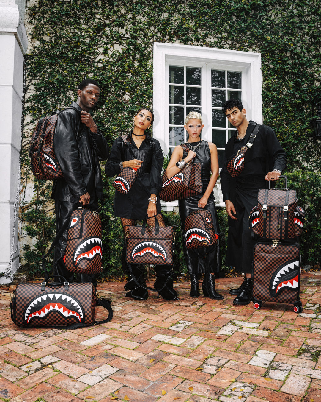 SPRAYGROUND® TOTE SAWTOOTH SHARKS IN PARIS TORTUGA TOTE